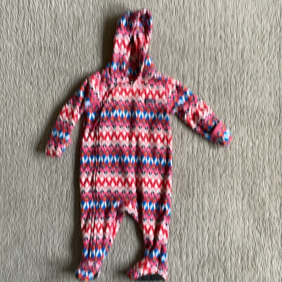Patagonia one piece micro fleece. 3-6 months - Picture 2 of 5